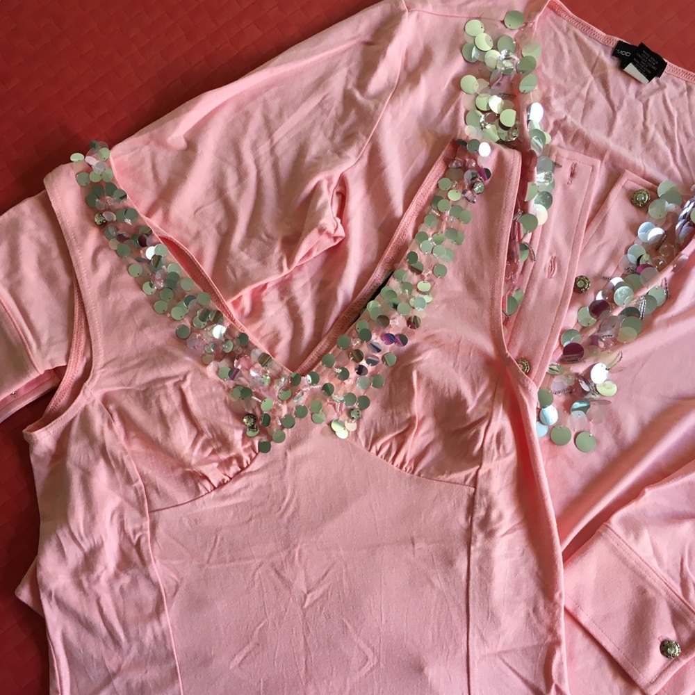 EUC Preppy pink beaded cardigan - Picture 6 of 6